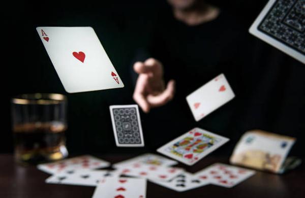 What Beginners Should Know About nha cai den tu chau au